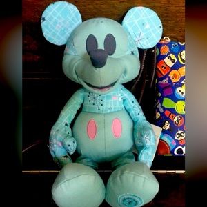 NWT Disney Store Mickey Mouse Memories May Plush 2018 Limited Release